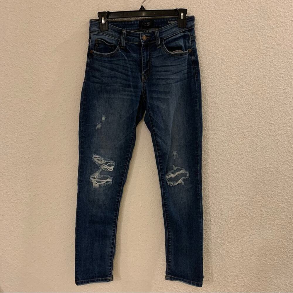 Judy Blue women’s 5/27 boyfriend fit denim distressed blue jeans